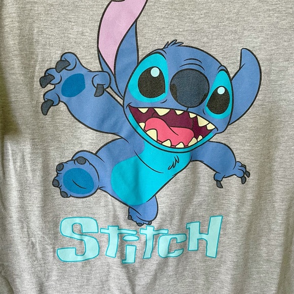 stitch t-shirt! - Picture 2 of 3